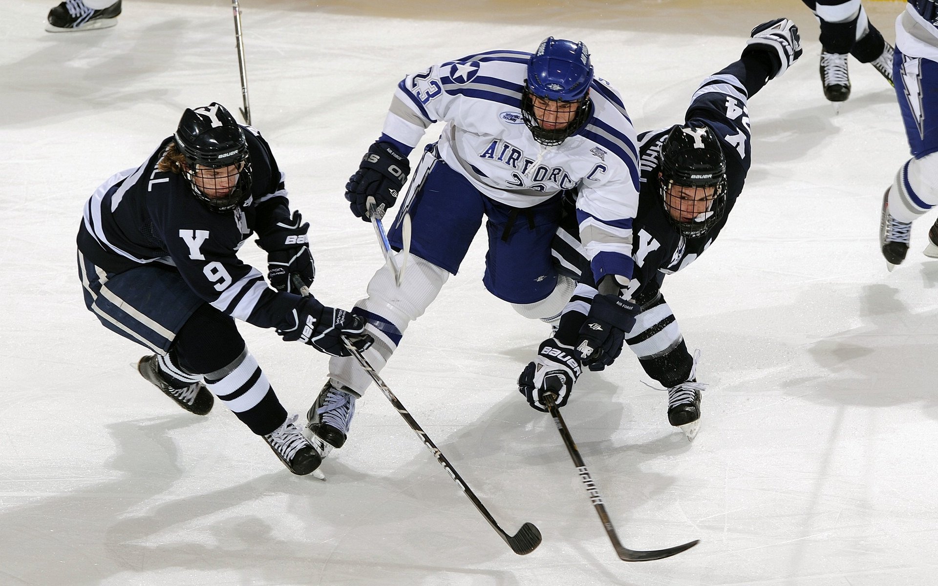 LPL战队团战默契配合如流水,lol团战阵容搭配