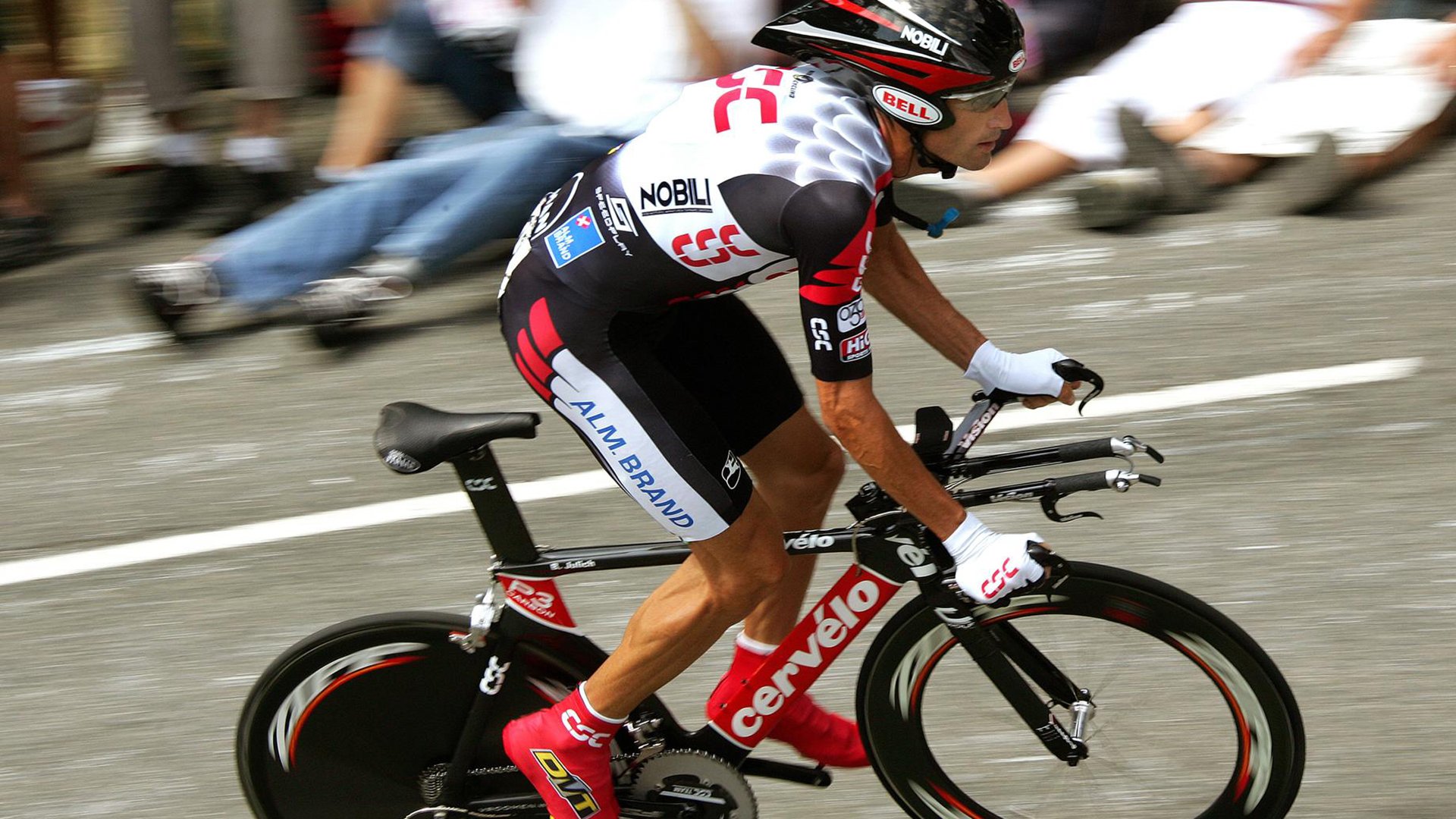 美国队赛制解析：如何通过团体赛制提升整体战术水平，美国参赛队伍