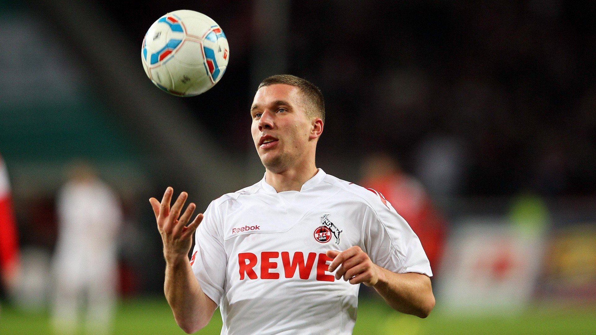 开云kaiyun-德甲联赛球迷参与度提升策略，德甲有观众